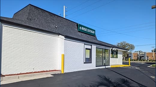 RISE Dispensaries Dunnellon storefront-D.webp