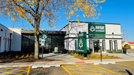 RISE Dispensaries Mundelein storefront-D