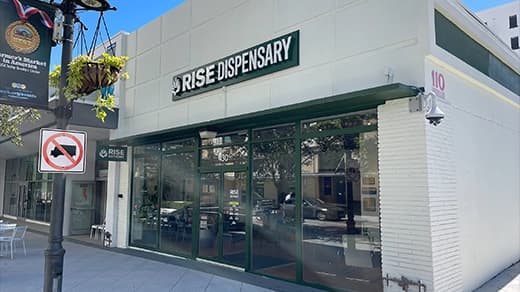 RISE Dispensaries West Palm Beach storefront-D.webp